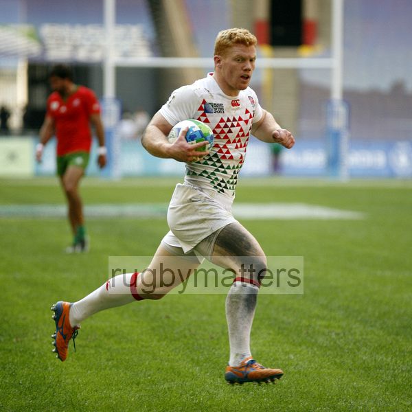 John Brake races to the line to score a try against Portugal in their first pool match (F) at the IRB RWC 7s at Luzhniki Stadium, Moscow, 28th June 2013