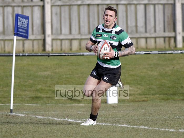 Oli Goss crosses the line and heads towards the posts to ground the ball and score a try. Leeds Carnegie v London Scottish at Brantingham Park, Brantingham Road, Brough, East Yorkshire on 10th March 2013 KO 1500.