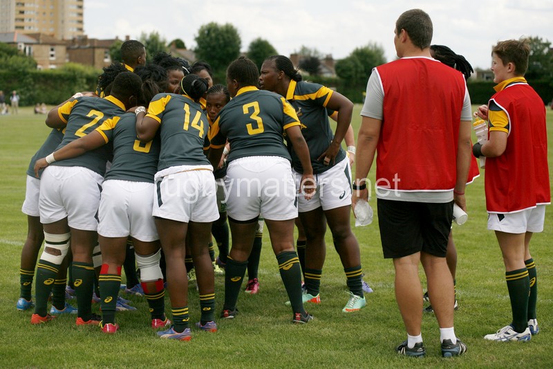 South Africa regroup after Nomads score a try. Nomads v South Africa, Twyford Avenue, London, England on 1st July 2014, ko 1400