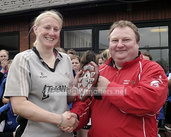 Gary Street presents Championship Cup Winners to Tamara Taylor captain of Darlington Mowden Park