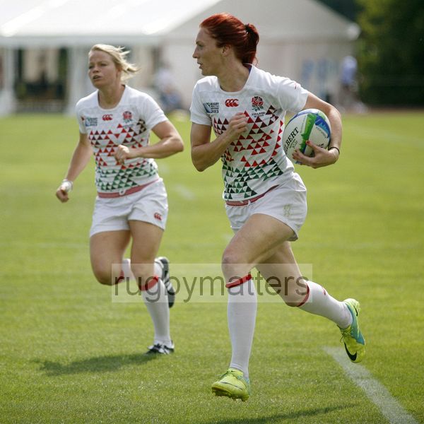 Jo Watmore in action in the Plate Semi Final against Ireland. IRB RWC 7s at Luzhniki Stadium, Moscow, 30th June 2013