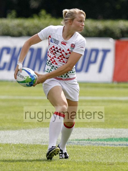 Fran Matthews in action in the Plate Semi Final against Ireland. IRB RWC 7s at Luzhniki Stadium, Moscow, 30th June 2013