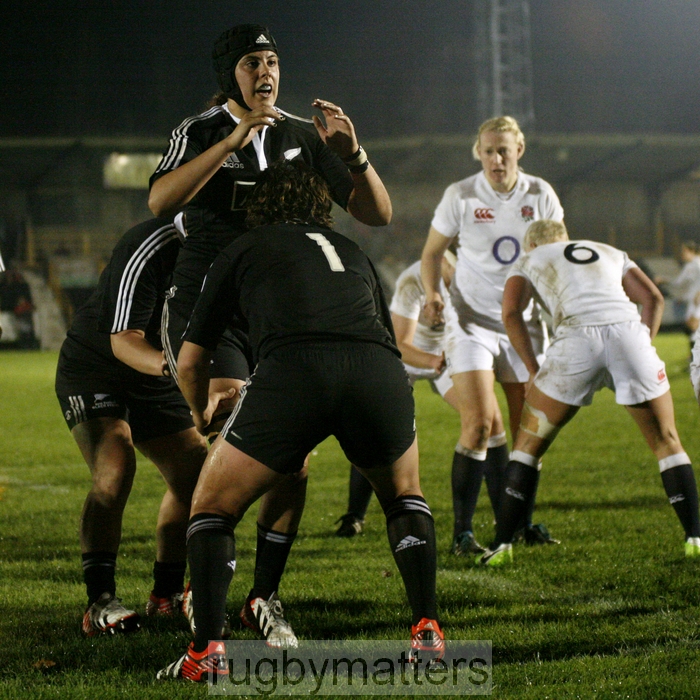 Eloise Blackwell in a lineout. England v New Zealand in Autumn International Series at Esher RFC, 23rd November 2012.