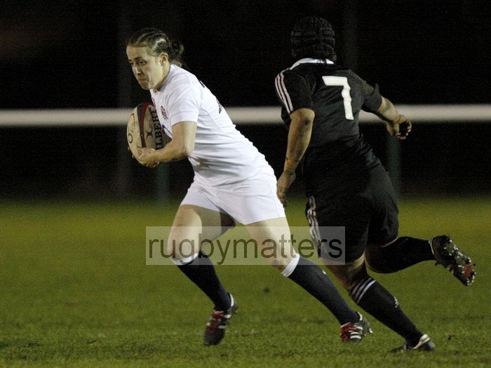 Katy McLean in action. England v New Zealand in Autumn International Series at Army Rugby Stadium, Aldershot, 27th November 2012.