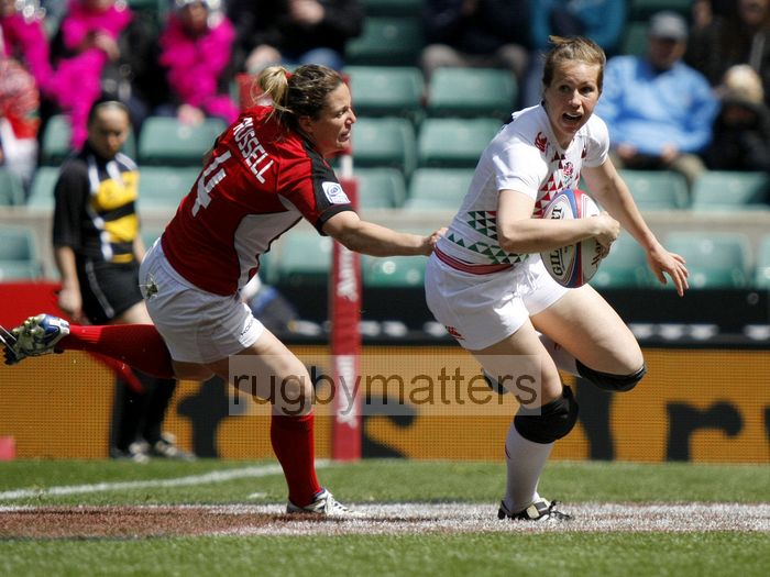 Emily Scarratt crosses the line to score a try for England 17 - 12, Cup Semi-Final. Womens International Invitational tournament at the Marriott London Sevens. At Cardinal Vaughan and Twickenham Stadium, Whitton Road, Twickenham. On 12th May 2013.