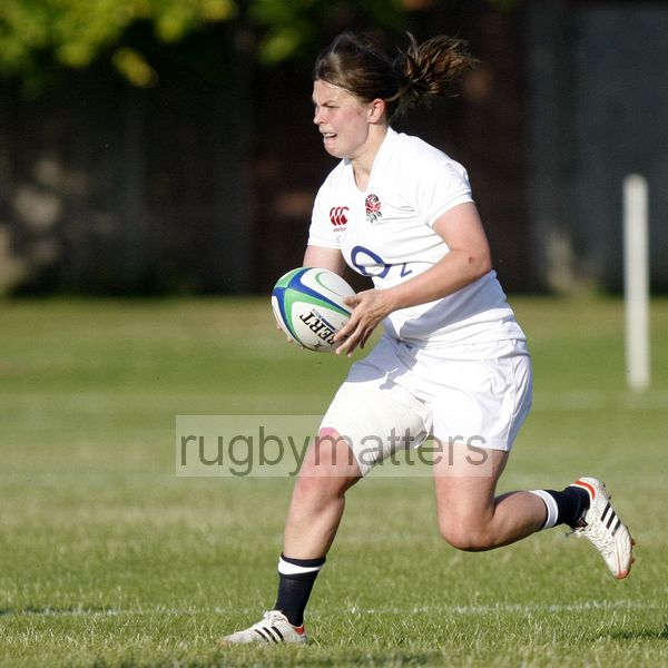 Rachel Roberts in action for England. England v South Africa in the U20's Nations Cup, Trent College, Derby Road, Long Eaton, Nottingham, 11th July 2013, kick off 1900.