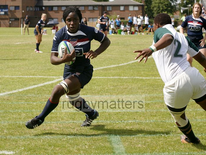 Chidinma Chukwueke in action. South Africa v USA in the U20's Nations Cup, Trent College, Derby Road, Long Eaton, Nottingham, 14th July 2013, kick off 1400.