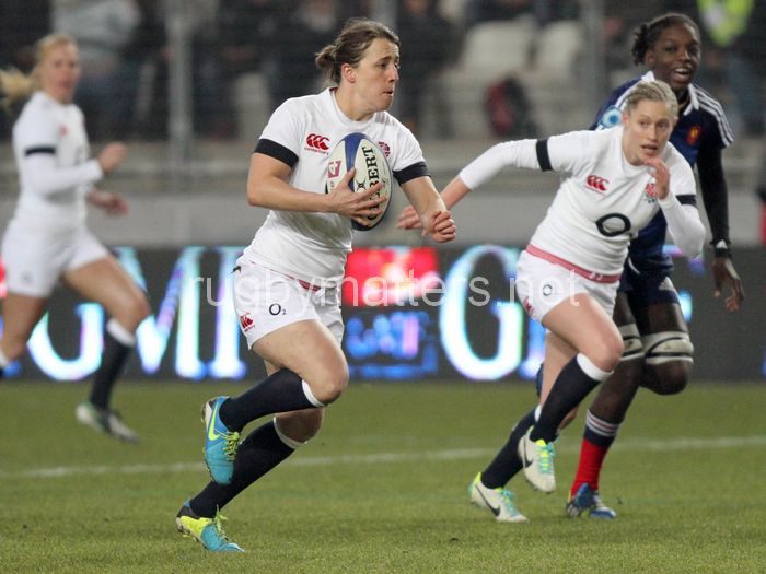Katy McLean in action. France Women v England Women in the Six Nations 2014 at Stade des Alpes, Grenoble, France on Saturday 1st February 2014, kick off 2055
