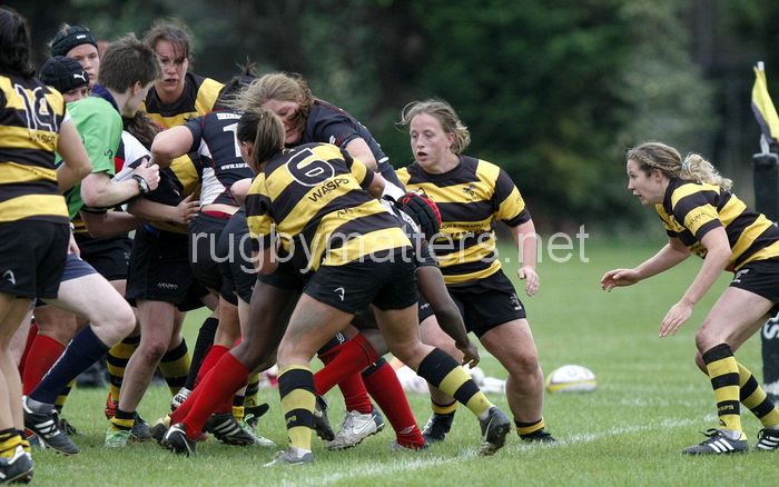 Leah Carey pushes over the line to score a try. Wasps v Saracens at Twyford Avenue, London on 22nd September 2013, ko 14.30. Final Score 10-34